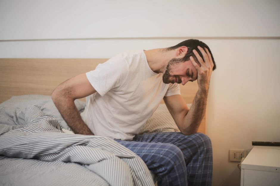 dolor de cuello al despertar causas y solucion